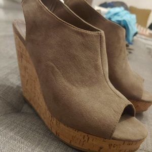 Carlos Santana wedge shoes